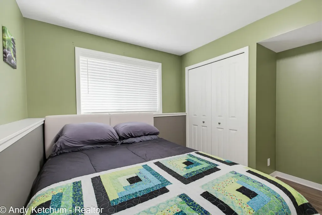 404 3rd Avenue Holland Charter Township MI 49424
