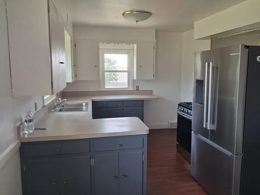 2716 Ridgemoor Drive SE Grand Rapids City MI 49512