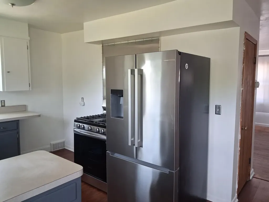 2716 Ridgemoor Drive SE Grand Rapids City MI 49512