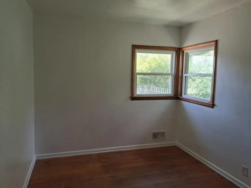 2716 Ridgemoor Drive SE Grand Rapids City MI 49512