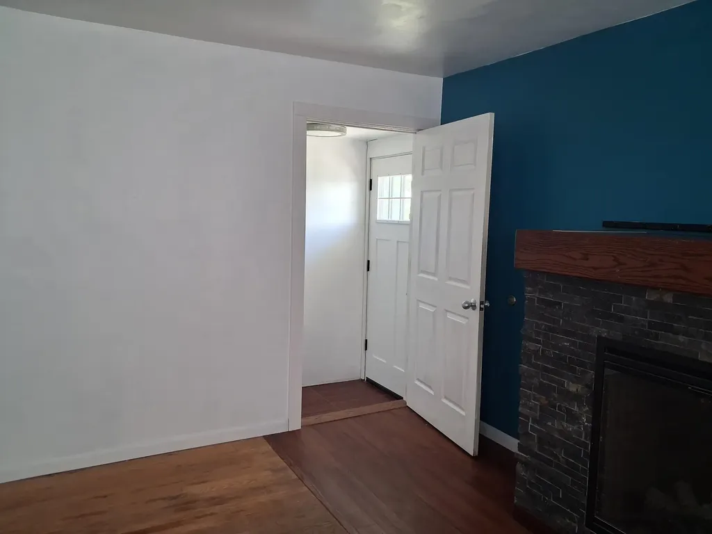 2716 Ridgemoor Drive SE Grand Rapids City MI 49512