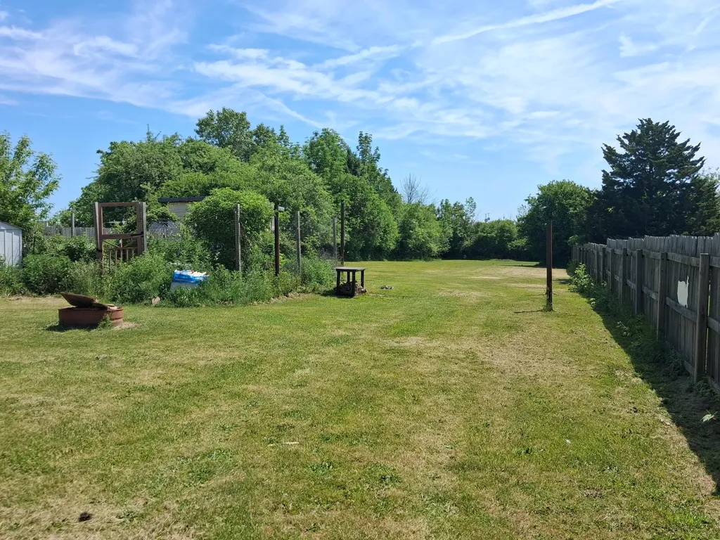 2716 Ridgemoor Drive SE Grand Rapids City MI 49512