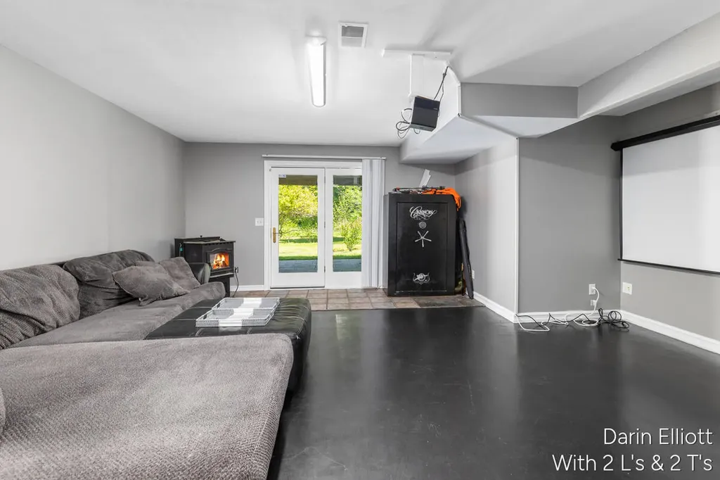 5189 Crooked Crk Road Berlin Township MI 48881