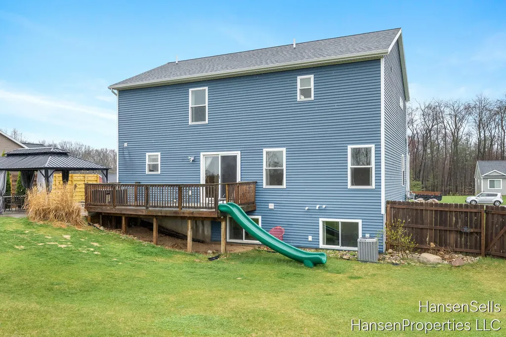 5326 North Point Drive Pierson Township MI 49339