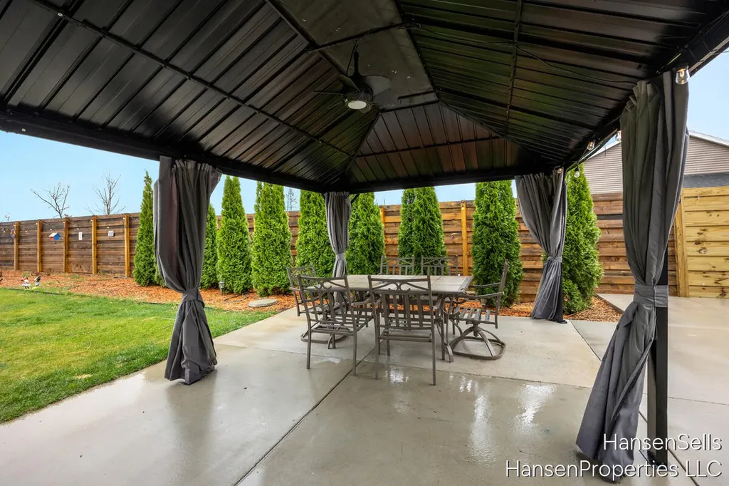 5326 North Point Drive Pierson Township MI 49339