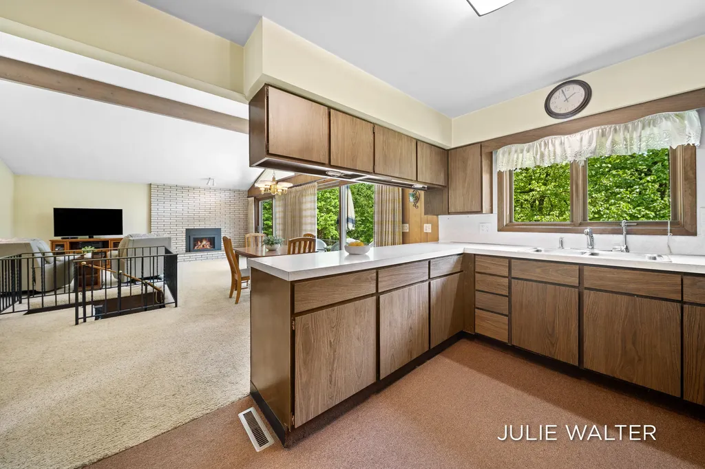 7166 Thornapple River Drive SE Caledonia Township MI 49316