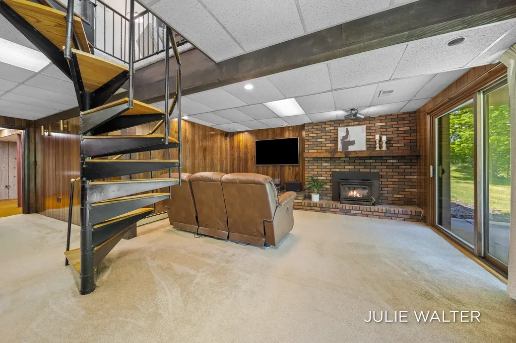 7166 Thornapple River Drive SE Caledonia Township MI 49316