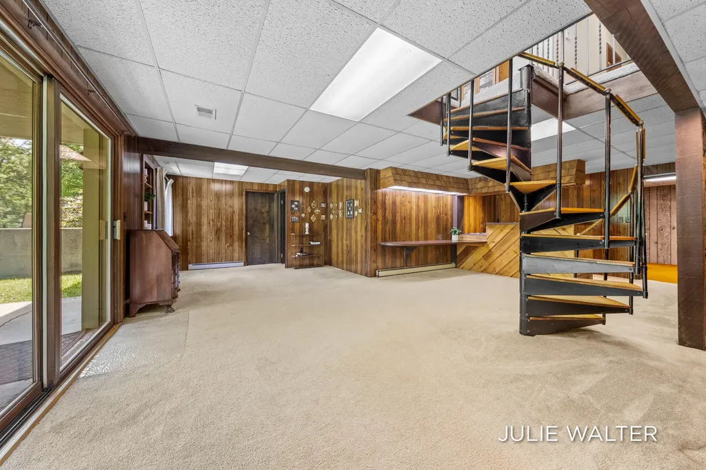 7166 Thornapple River Drive SE Caledonia Township MI 49316