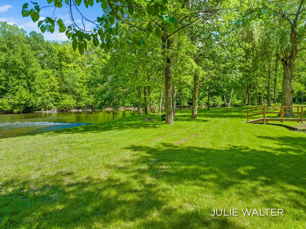 7166 Thornapple River Drive SE Caledonia Township MI 49316