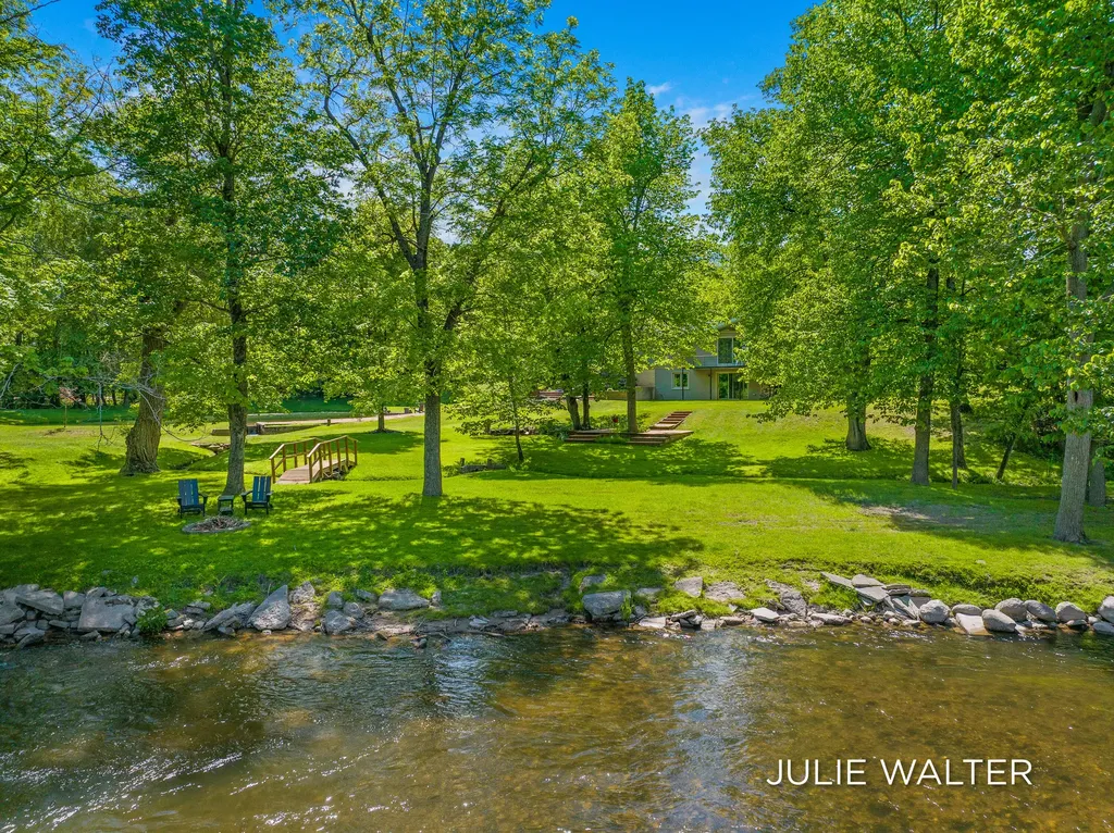 7166 Thornapple River Drive SE Caledonia Township MI 49316