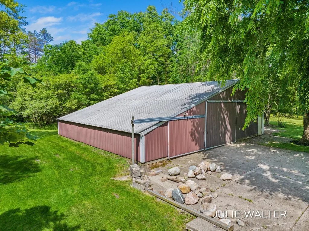 7166 Thornapple River Drive SE Caledonia Township MI 49316
