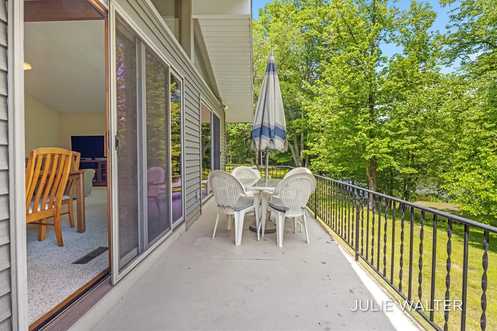 7166 Thornapple River Drive SE Caledonia Township MI 49316