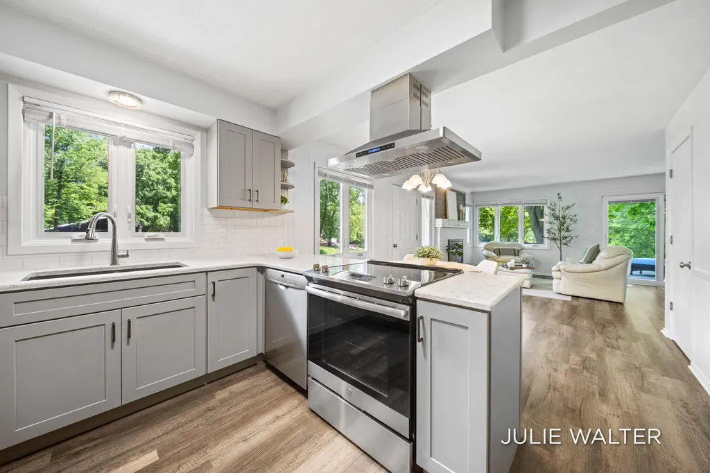 7180 Thornapple River Drive SE Caledonia Township MI 49316