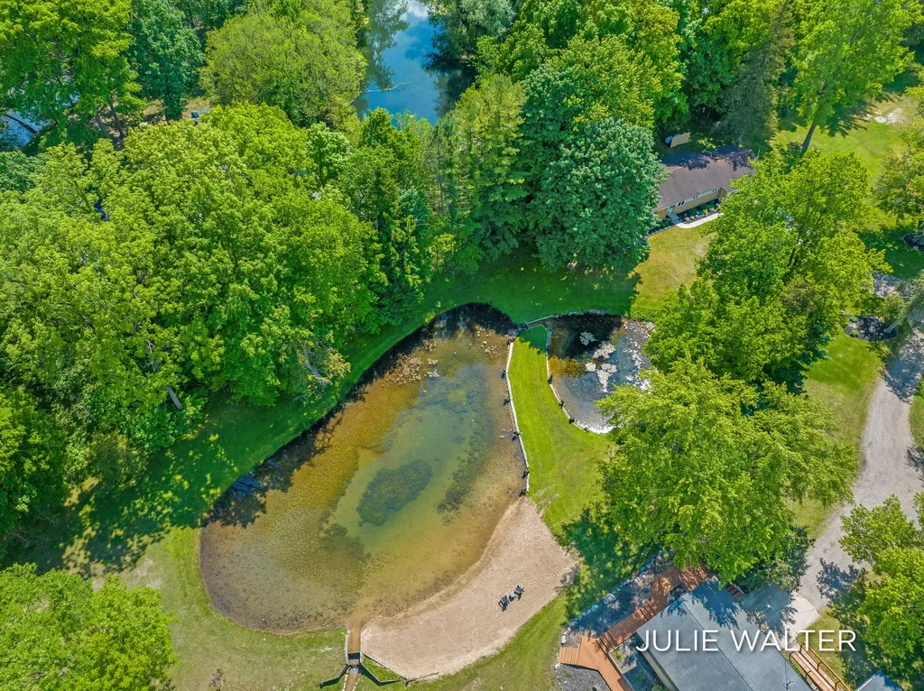 7180 Thornapple River Drive SE Caledonia Township MI 49316