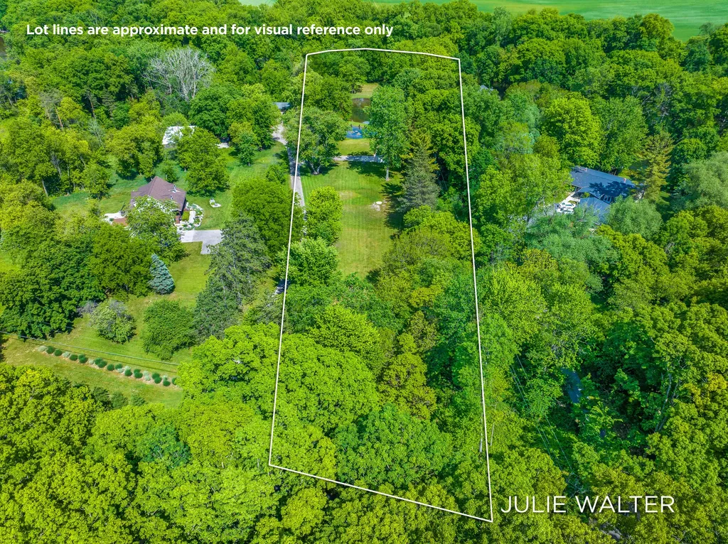 7180 Thornapple River Drive SE Caledonia Township MI 49316