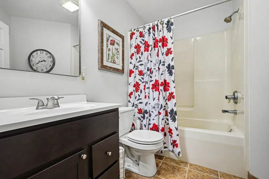 2030 137th Avenue Dorr Township MI 49323