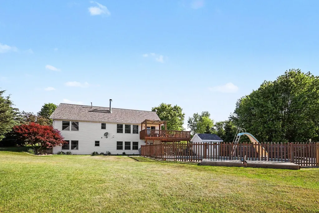 2030 137th Avenue Dorr Township MI 49323
