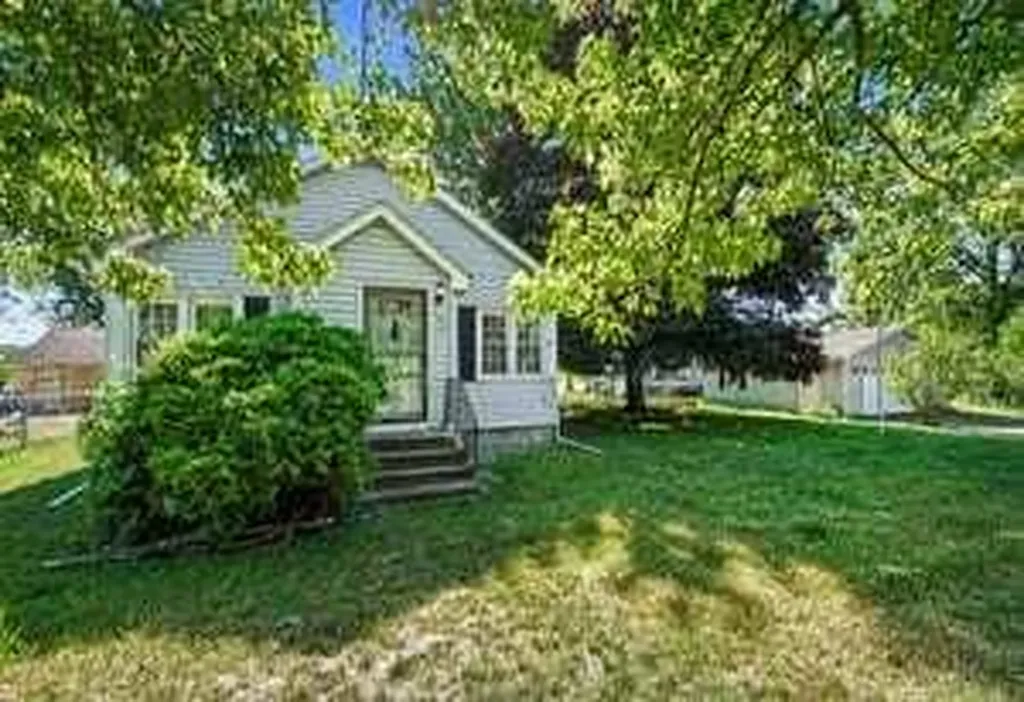 128 Kimball Avenue Emmett Charter Township MI 49014
