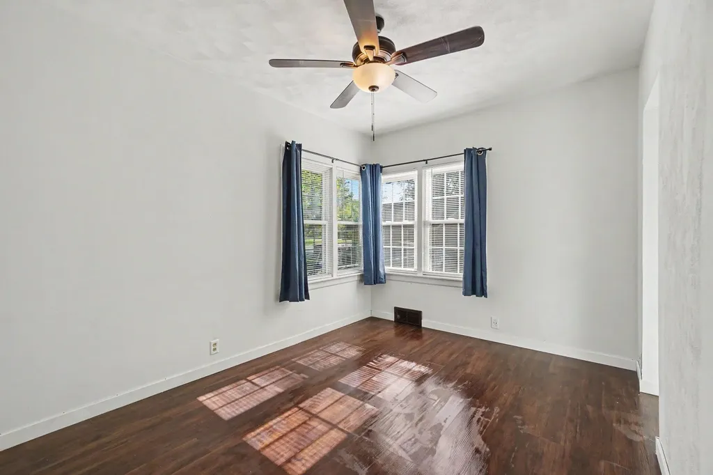 128 Kimball Avenue Emmett Charter Township MI 49014