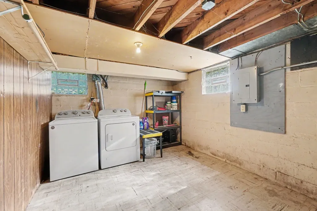 128 Kimball Avenue Emmett Charter Township MI 49014