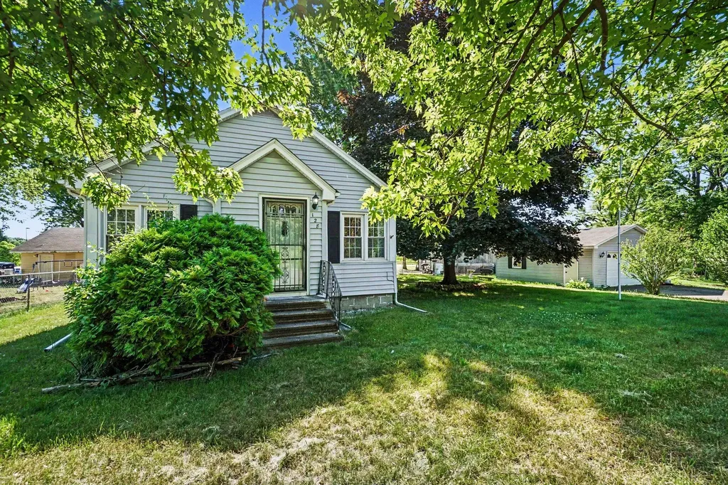 128 Kimball Avenue Emmett Charter Township MI 49014