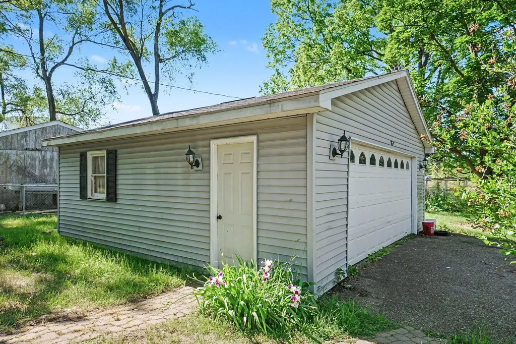 128 Kimball Avenue Emmett Charter Township MI 49014