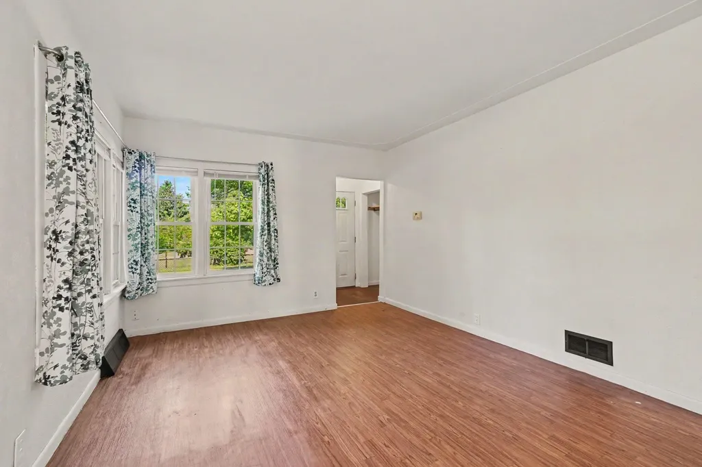 128 Kimball Avenue Emmett Charter Township MI 49014
