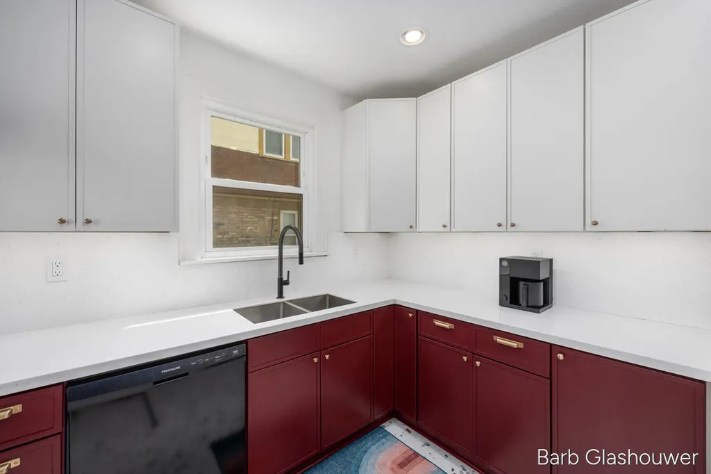 1606 Francis Avenue SE Grand Rapids City MI 49507