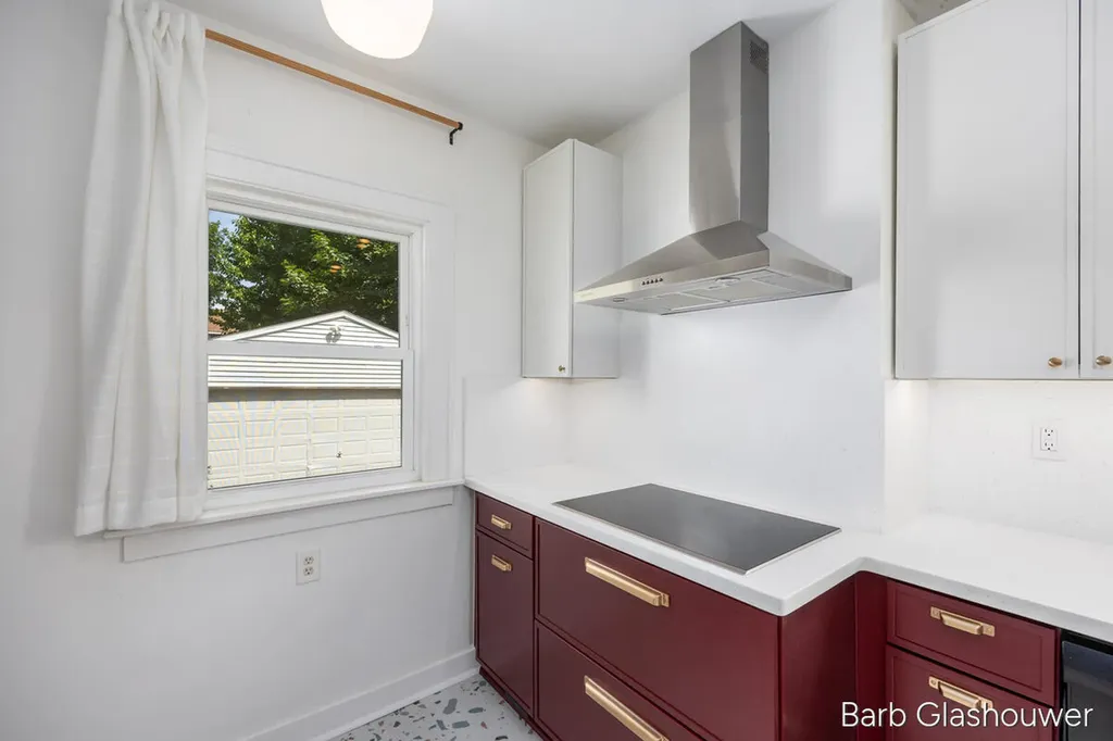 1606 Francis Avenue SE Grand Rapids City MI 49507
