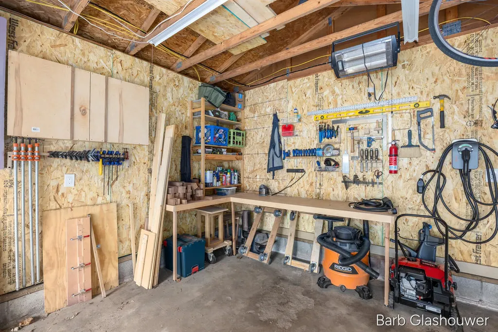 1606 Francis Avenue SE Grand Rapids City MI 49507