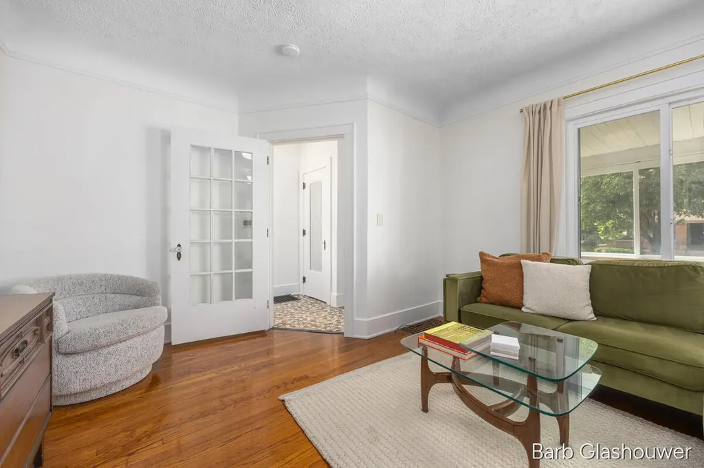 1606 Francis Avenue SE Grand Rapids City MI 49507