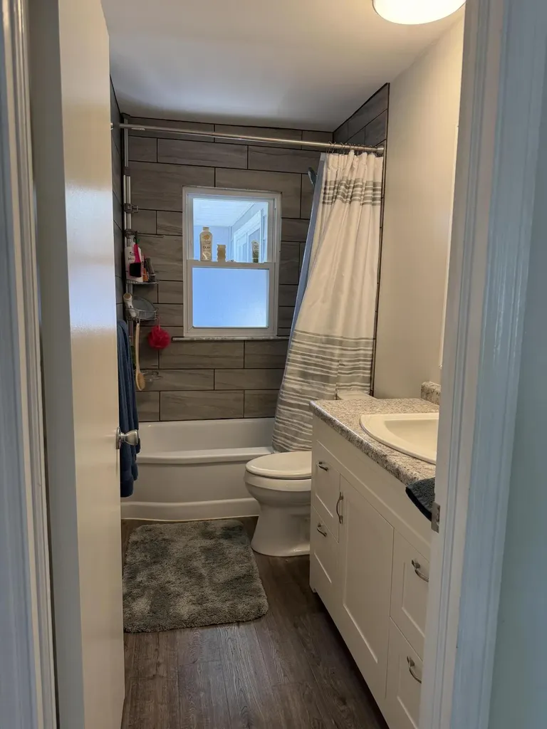 615 Riddle Street Howell City MI 48843