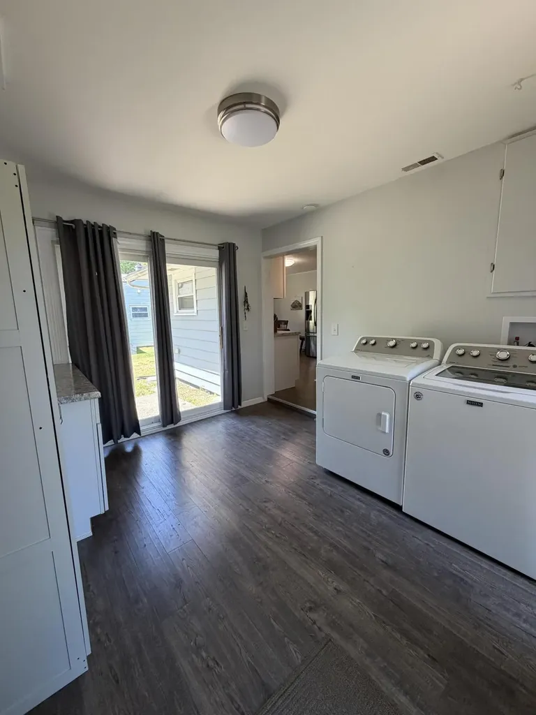 615 Riddle Street Howell City MI 48843