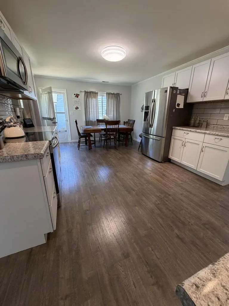 615 Riddle Street Howell City MI 48843