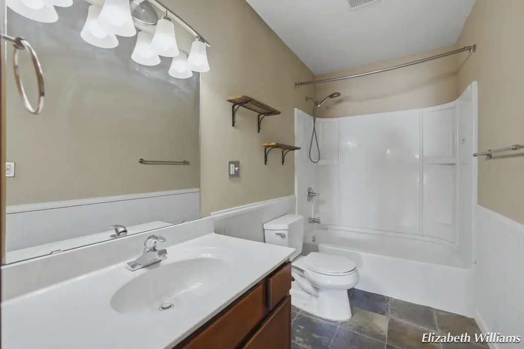 6457 Kodiak Drive SE Bowne Township MI 49302