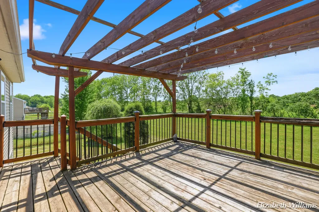 6457 Kodiak Drive SE Bowne Township MI 49302