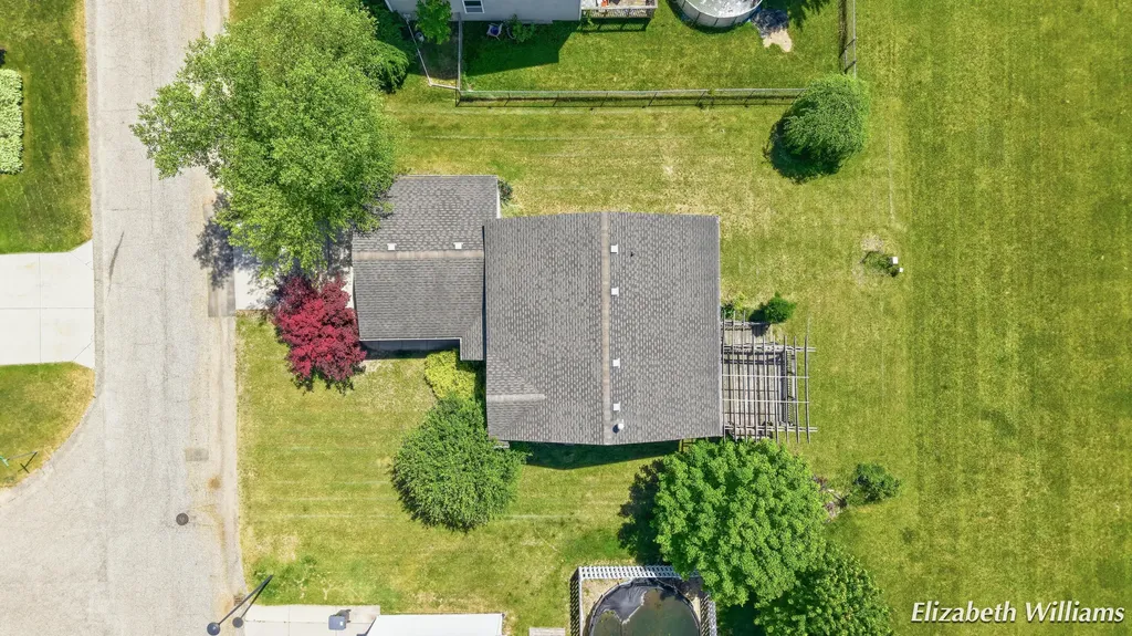 6457 Kodiak Drive SE Bowne Township MI 49302