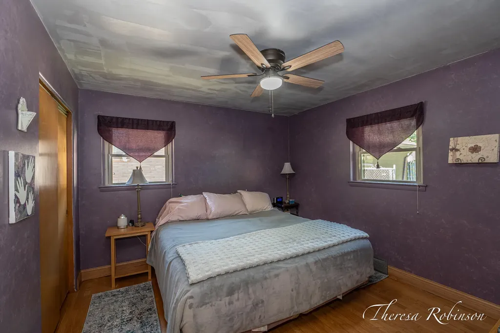 921 Burke Avenue NE Grand Rapids City MI 49503