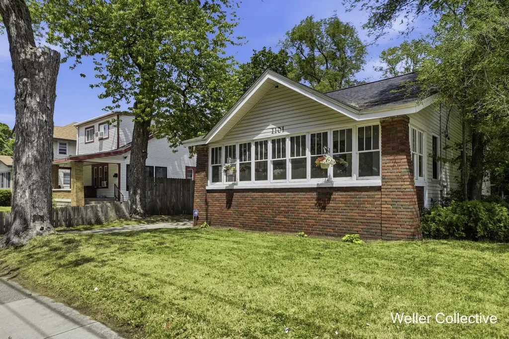 1101 Burton Street SE Grand Rapids City MI 49507