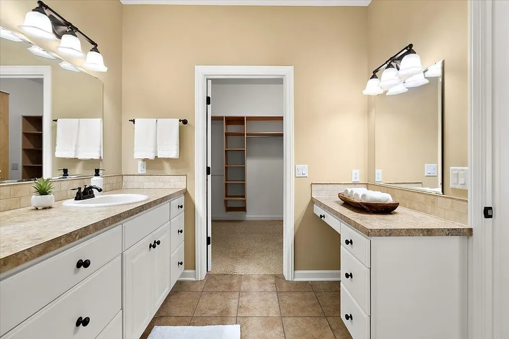 4961 Barnsley Drive Blendon Township MI 49426