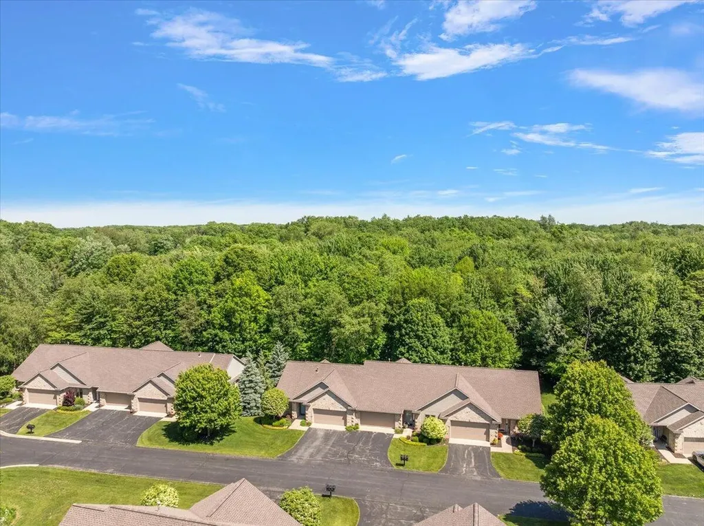 4961 Barnsley Drive Blendon Township MI 49426