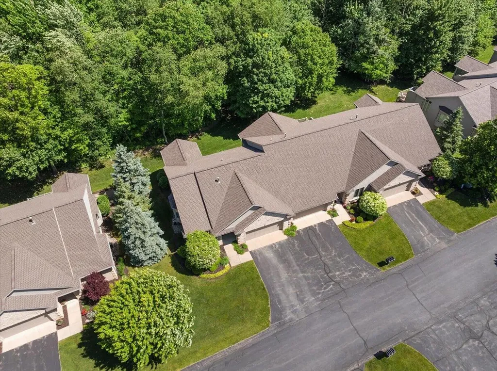4961 Barnsley Drive Blendon Township MI 49426