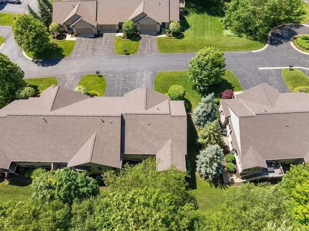 4961 Barnsley Drive Blendon Township MI 49426