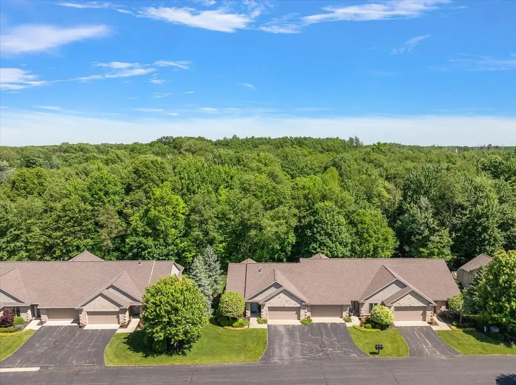 4961 Barnsley Drive Blendon Township MI 49426
