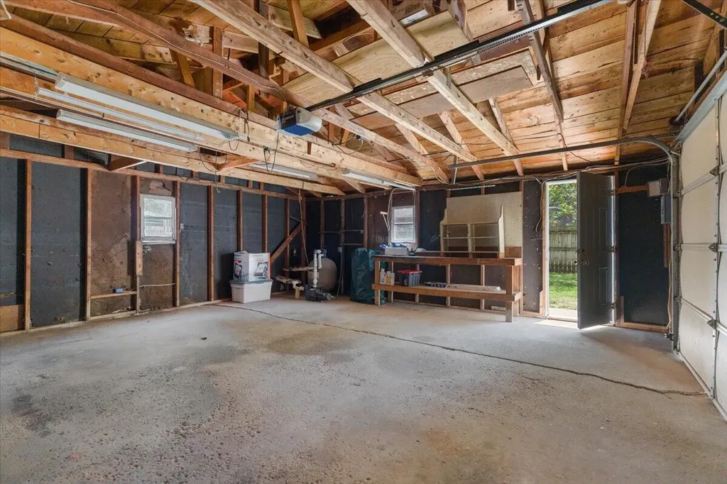 3736 Groveland Avenue SW Wyoming City MI 49519