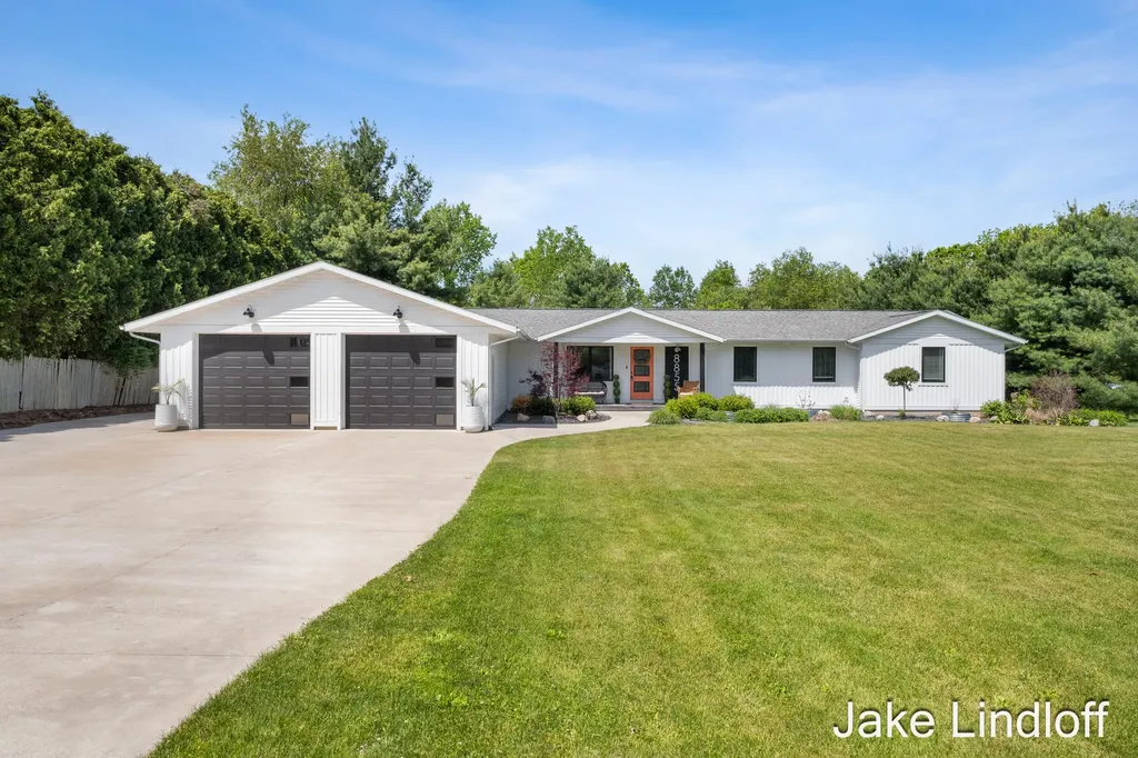 8855 Myers Lake Avenue NE Courtland Township MI 49341