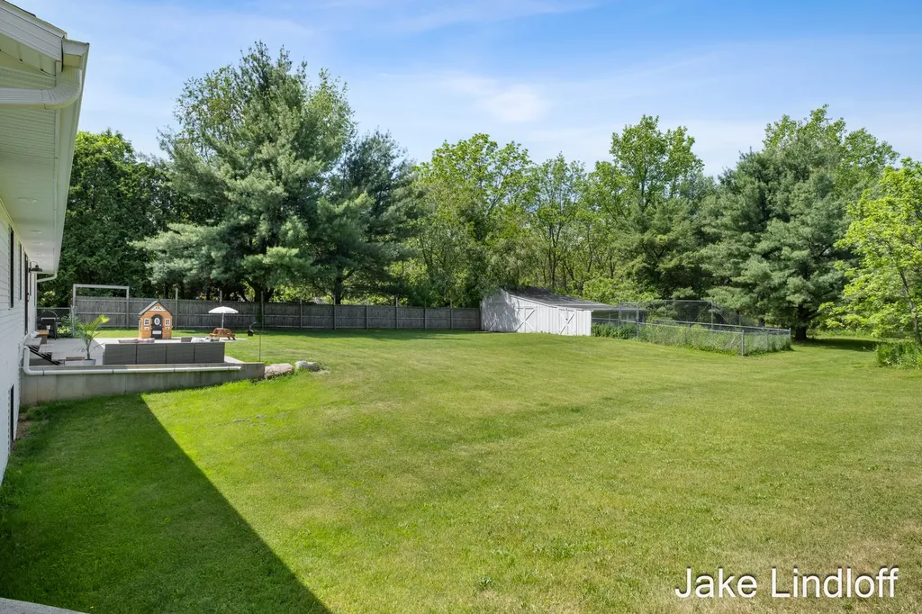 8855 Myers Lake Avenue NE Courtland Township MI 49341
