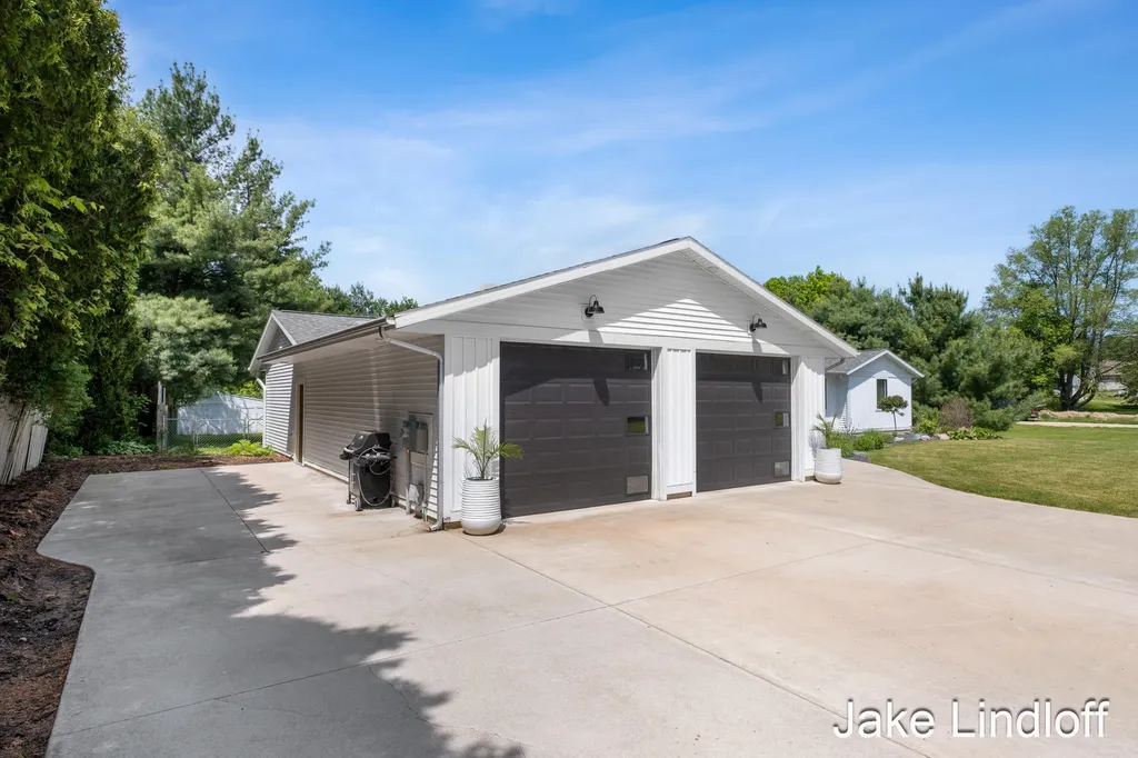 8855 Myers Lake Avenue NE Courtland Township MI 49341