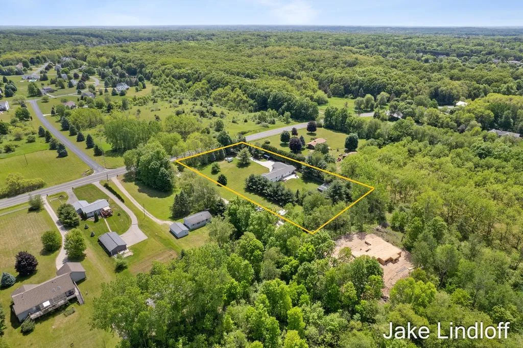 8855 Myers Lake Avenue NE Courtland Township MI 49341