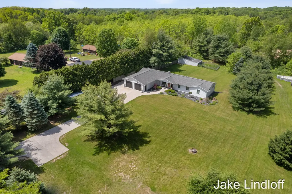8855 Myers Lake Avenue NE Courtland Township MI 49341